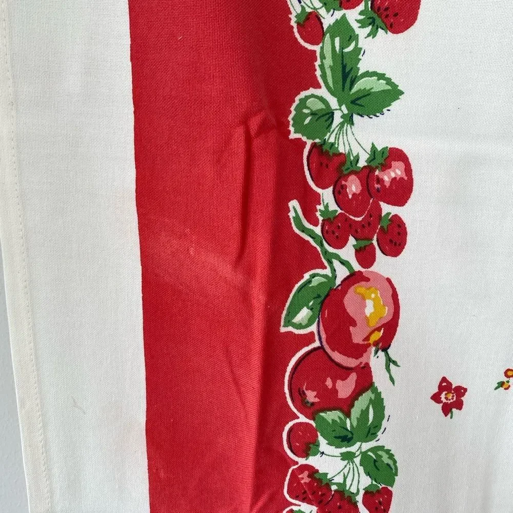 Vintage Fruit Print Cotton Table Cloth 52” x 52” Brand New in Package w/ flaw